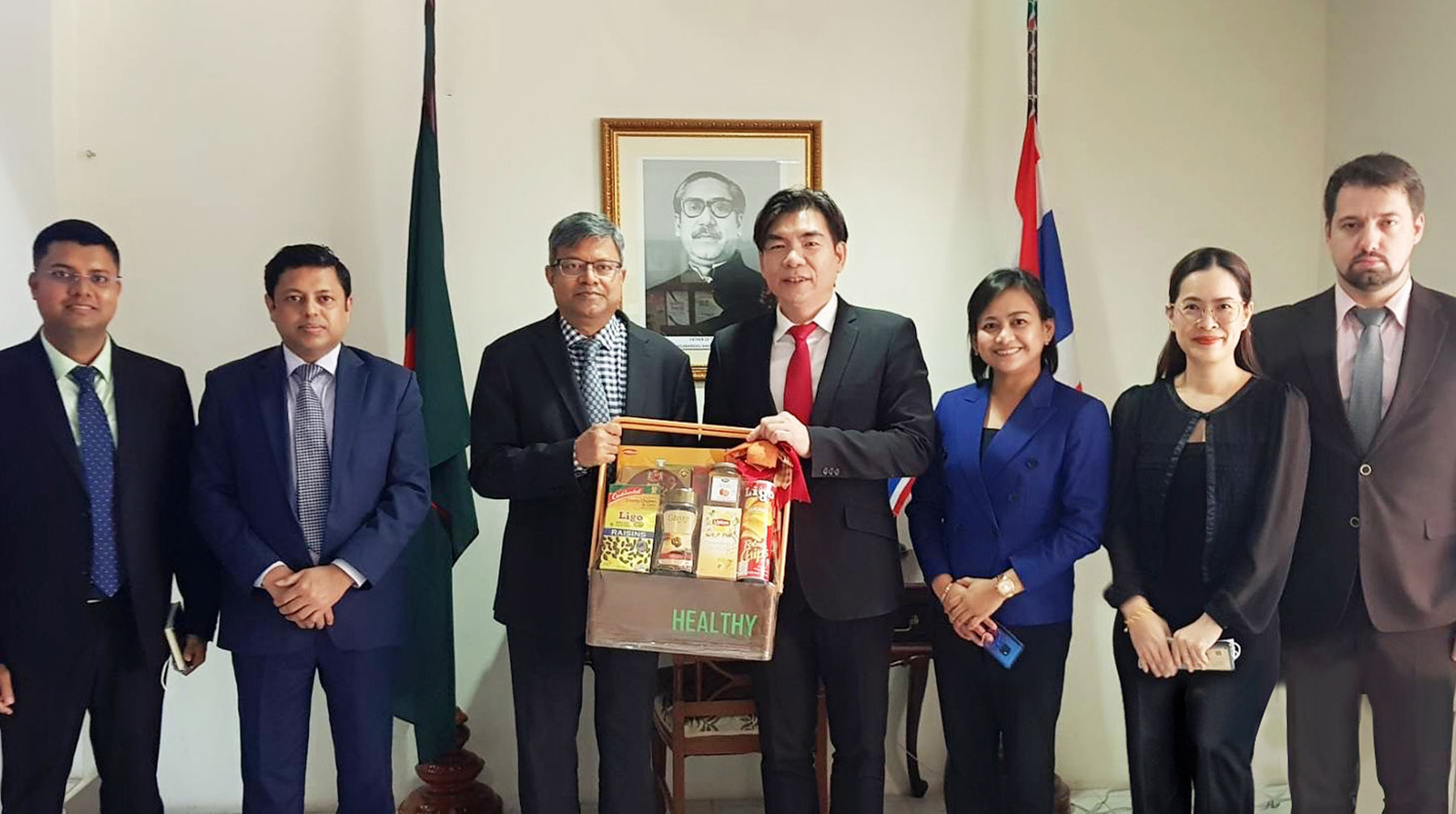 Stamford Visits the Embassy of the People’s Republic of Bangladesh