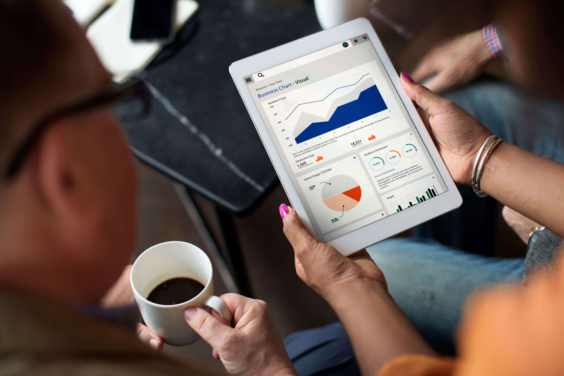 ศึกษาการเป็นเจ้าของธุรกิจตั้งแต่จุดเริ่มต้นในบรรยากาศนานาชาติ