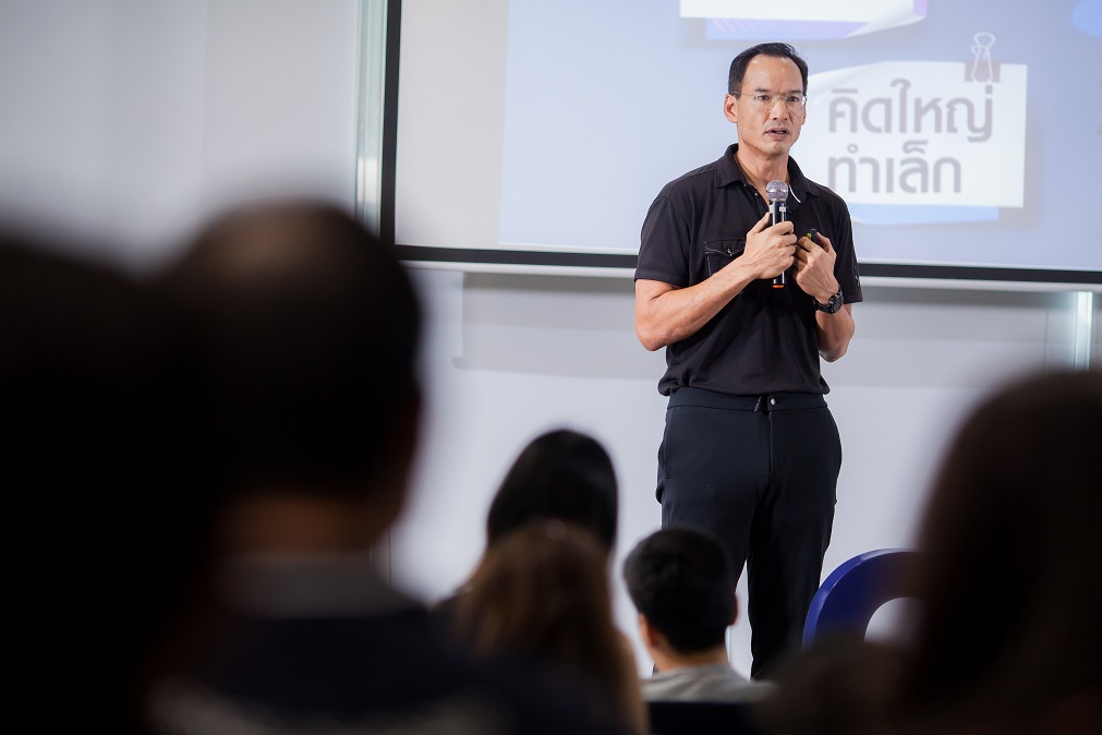 Thai Economy and Linkage to the Global Situation