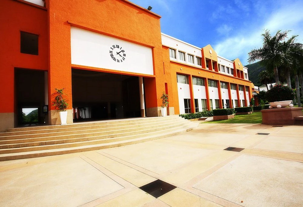 stiu-campus-huahin-2-1