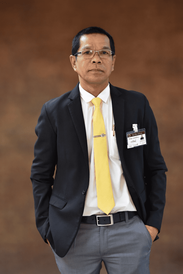 Dr. Gornrat Khumgra, D.V.M